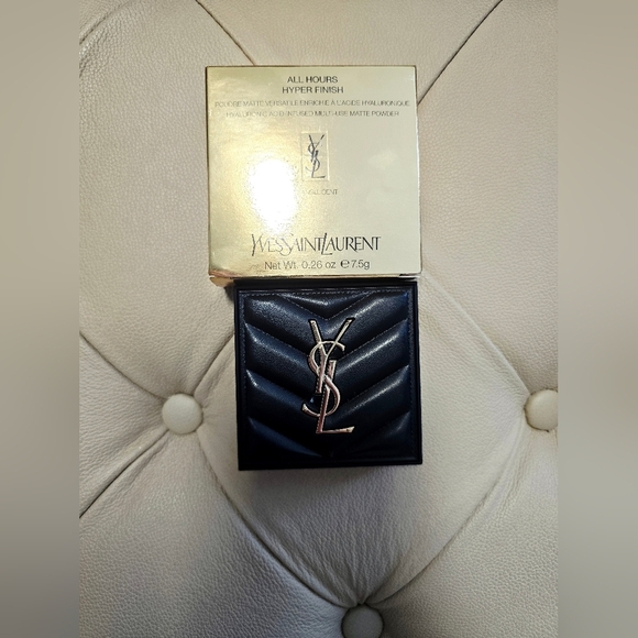 YSL All Hours Hyper Finish PRESSED POWDER TRANSLUCENT NEW - Picture 6 of 6